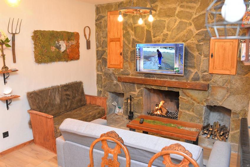 Angepasste rustikale Wohnung für 4 Personen Pobla de Lillet - foto 2