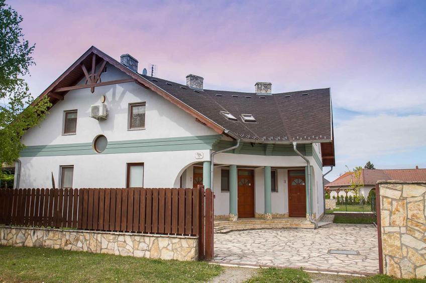 Holiday house with modern equipment - BF-ND8D9