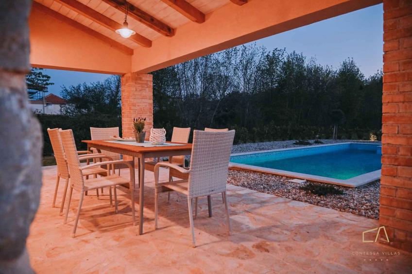 Villa met zwembad en airconditioning - BF-HMCGJ - foto 9