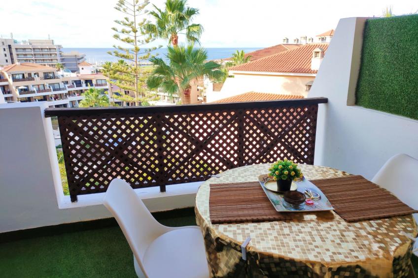 Studio mit beheiztem Pool