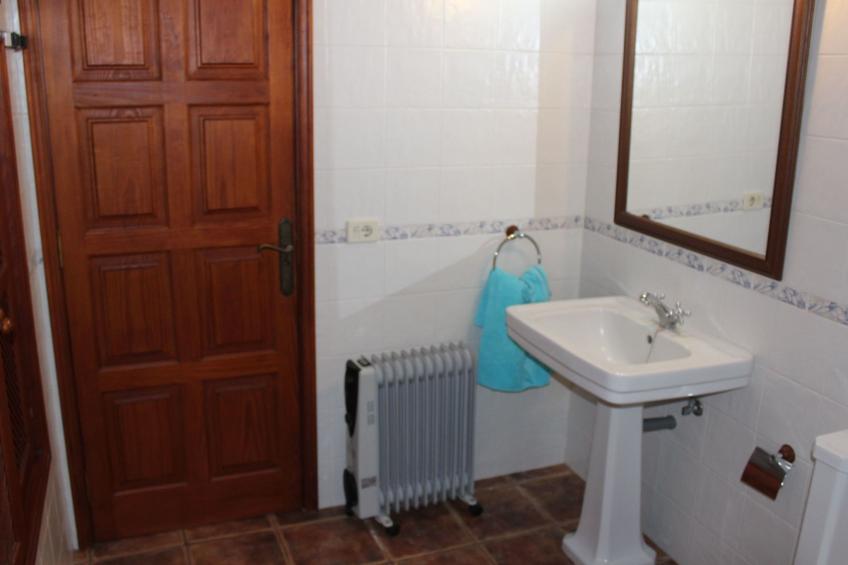 in Monte Breñas mit Grill, Terrasse und Garten - foto 12