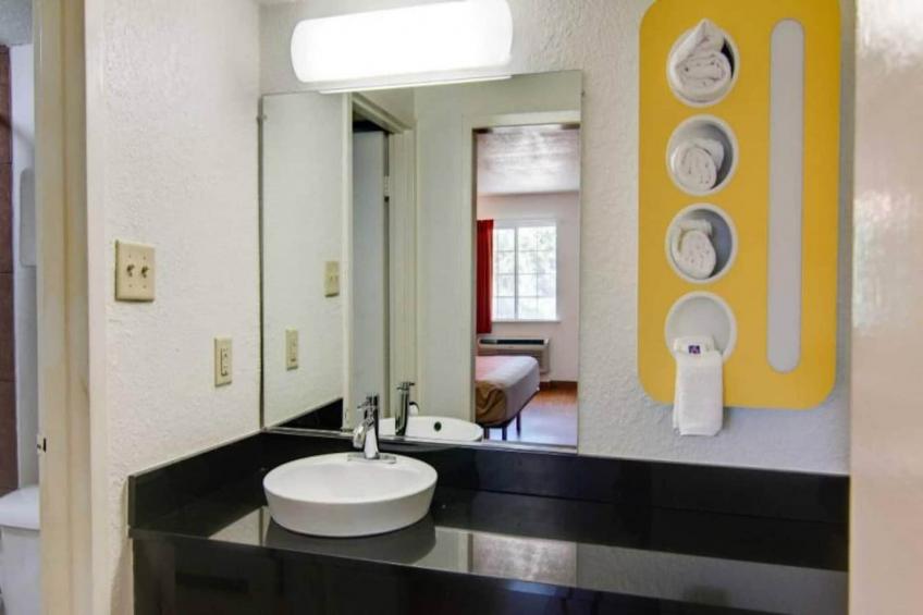 2 Queen Beds  Mobility Accessible Tub Nsmk - foto 6