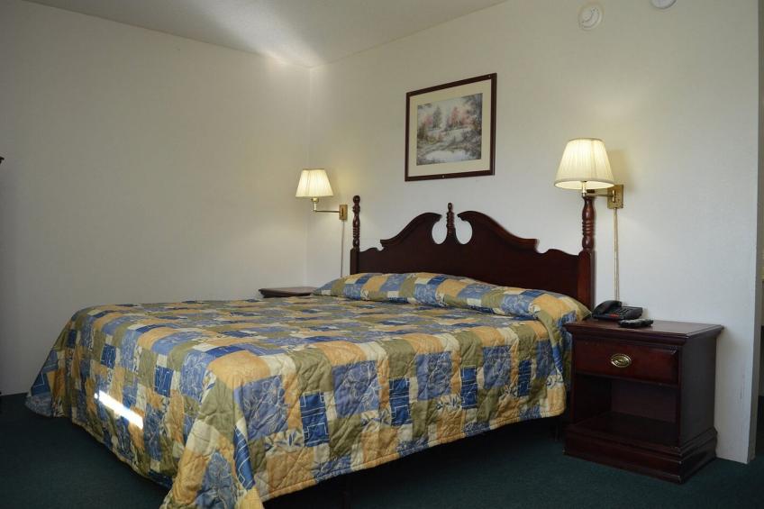 Queen Bed Non-Smoking - foto 6