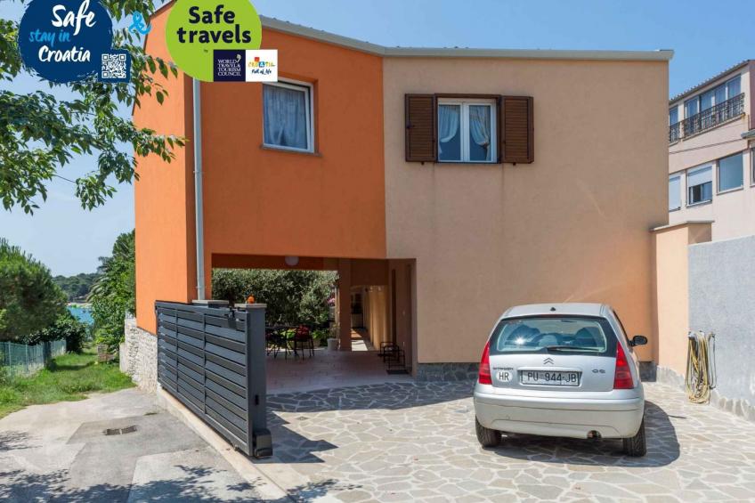 Ferienwohnung mit Klimaanlage, Balkon und Meerblick in Pula - BF-Y29M8 - foto 16