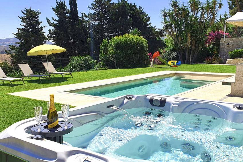 Villa Tommaso Maruggi Jacuzzi und privater Pool - foto 18