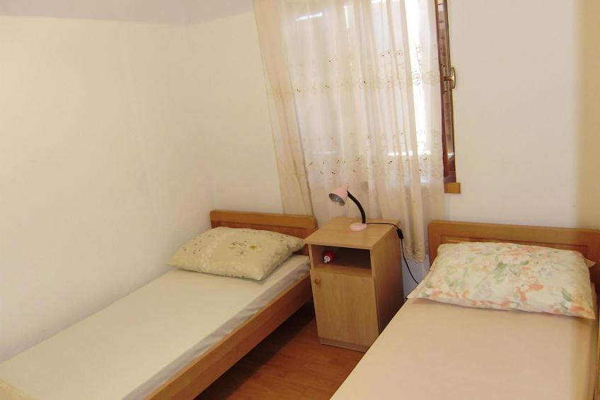 in Ivan Dolac mit Terrasse - foto 4