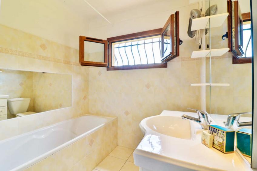 Noelie rez de jardin - foto 9