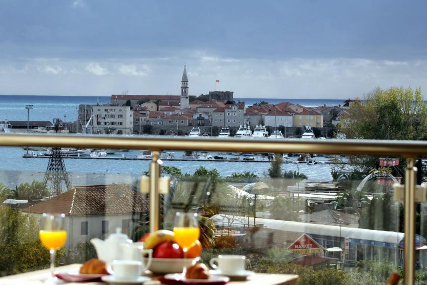 für 4 Personen ca. 45 m² in Budva, Adriaküste Montenegro (Küste um Budva)