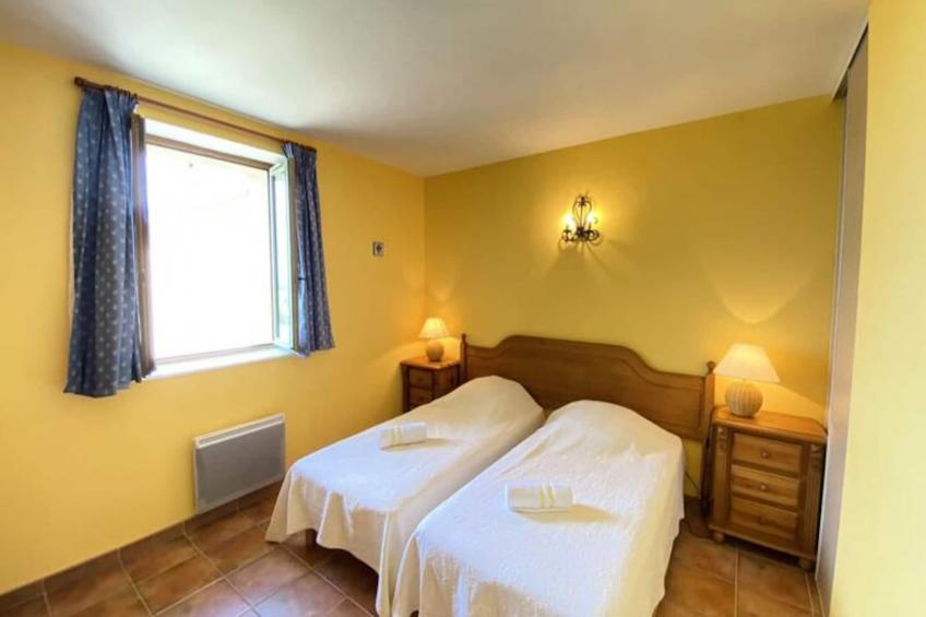 04b7 : Beau T3 Au Coeur Des Lavandes - Piscine - foto 22