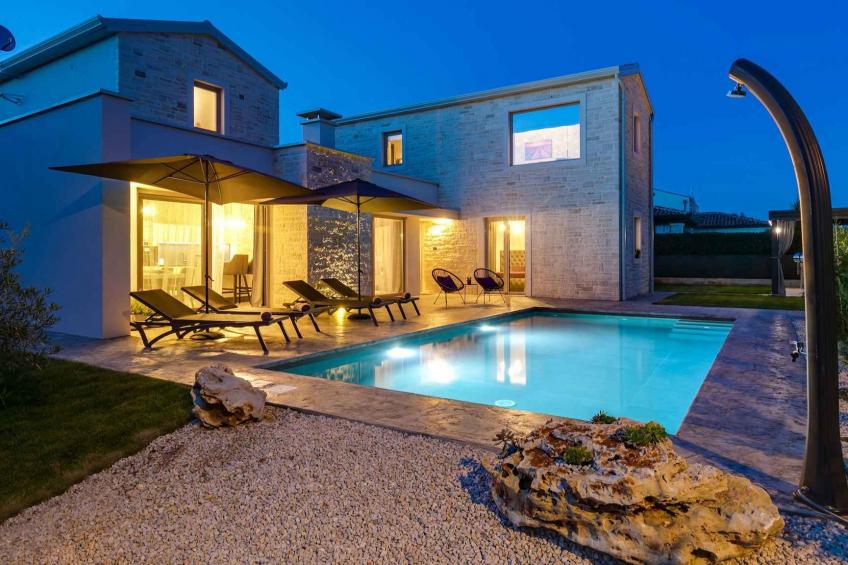 Villa mit Klimaanlage und Pool - BF-Z3864 - foto 19