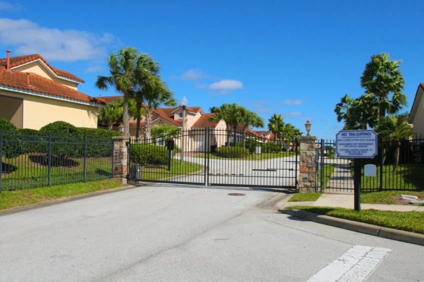 Geräumige Familienvilla mit privatem Pool und Spa in Südwestlage - foto 25