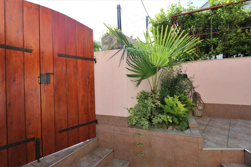 Holiday apartment with terrace in the city center - BF-V7ZH - foto 4