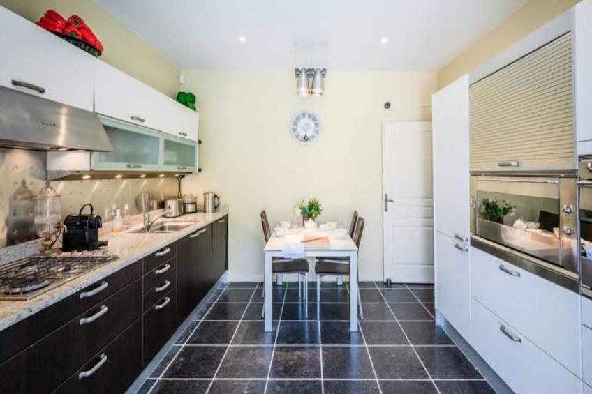 Résidence Rare ! Villa 7p Cap D’antibes, à Pied Des Plages - foto 7