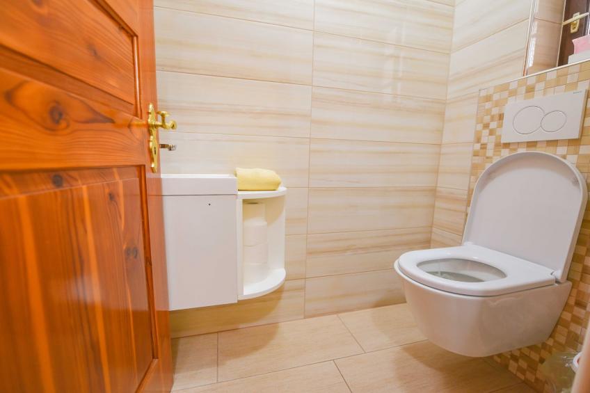 Cozy Luxe Holiday Home with Natural Thermal Bath - Seven Bedroom Holiday Home - foto 22