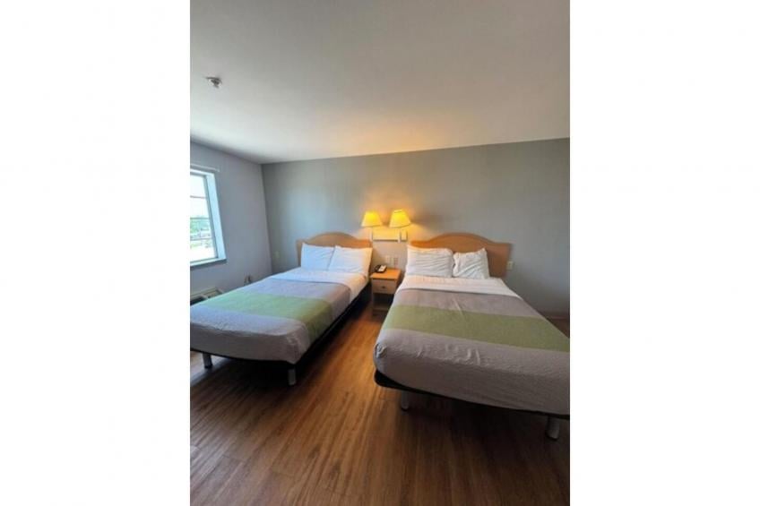 2 Full Beds Suite with Kitchenette Smoking - foto 14