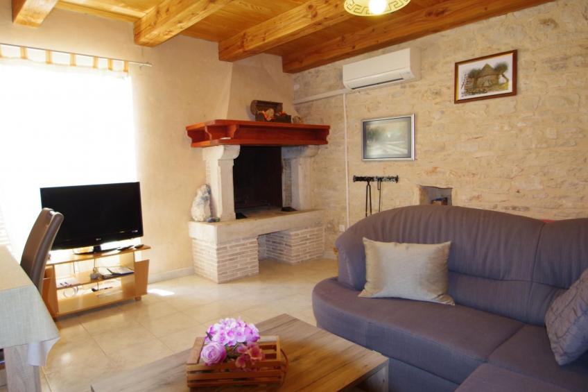 in Kavran mit Terrasse und Grill - foto 17