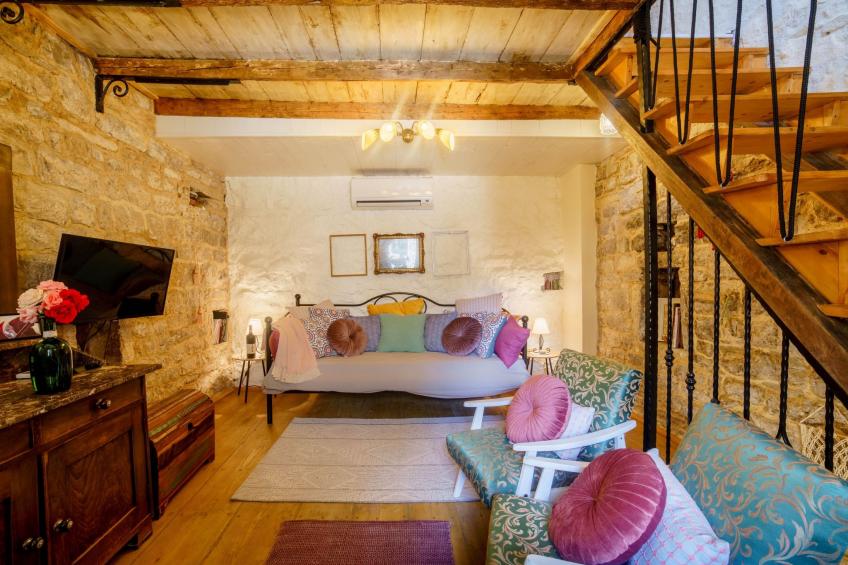 Haus in Kastel Sucurac mit Garten und BBQ - foto 12