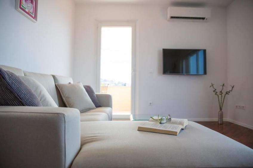 Apartments Nina - Two-Bedroom Apartment with Balcony and Sea View (Orašac) - foto 5