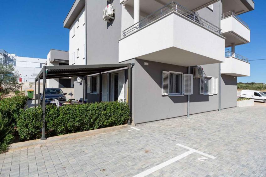 Vakantiewoning met terras - BF-GFN9V - foto 9