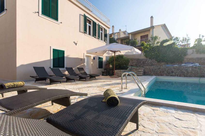 Holiday apartment with pool - BF-7YJJ - foto 3