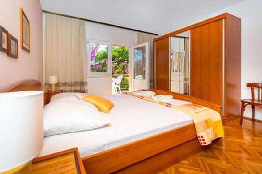 Holiday Home Lido - Three Bedroom Holiday House with Terrace - foto 14