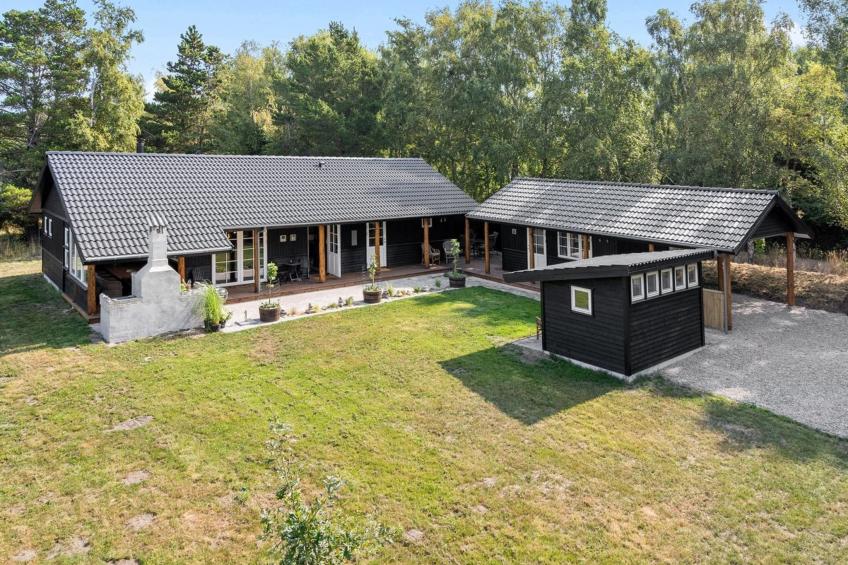 "Kunegunda" - 650m from the sea in Sealand
