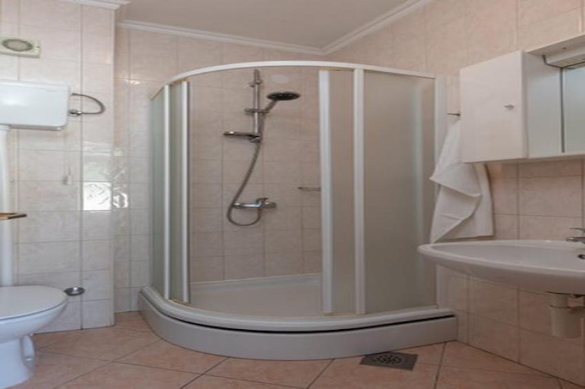House Rašica - One Bedroom Apartment with Terrace and Sea view (3) - foto 19