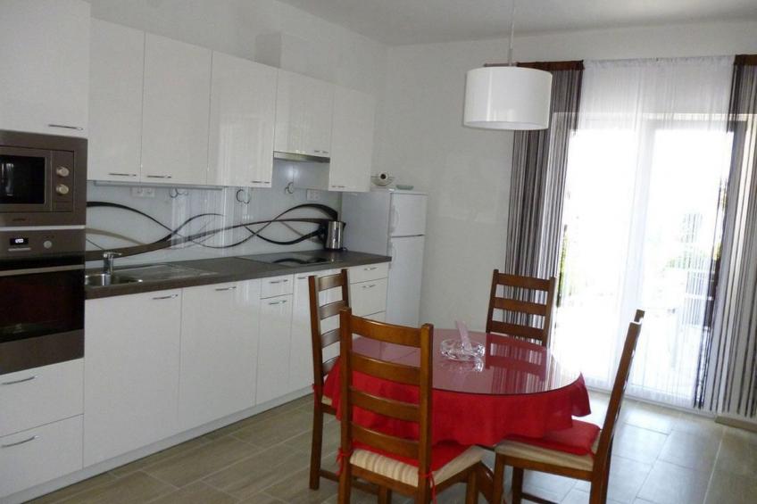 in Turanj mit Grill und Terrasse - foto 6