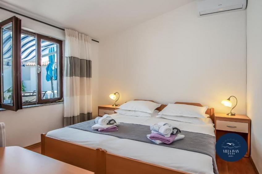 Villa Ivan apartment with balcony and sea view A1 - foto 37