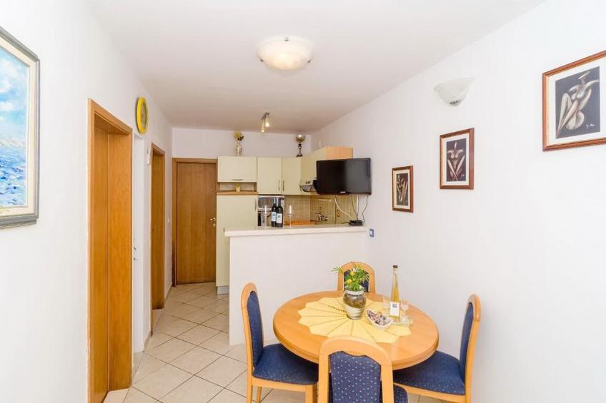 Apartments Villa Bella Vista - Two Bedroom Apartment With Terrace - foto 4