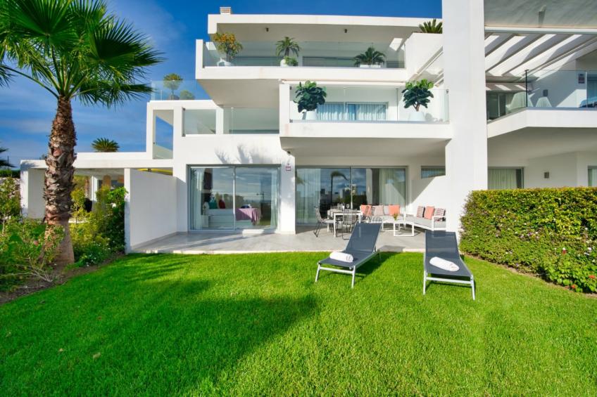 Elegant 2-Bed Apartment | Alcazaba Lagoon (1604)