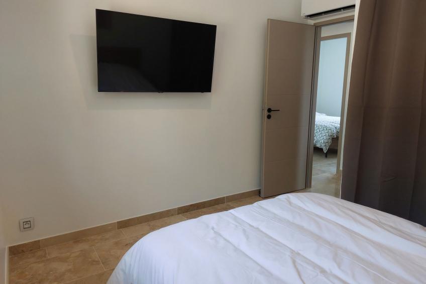 Lou Pantaia - foto 24