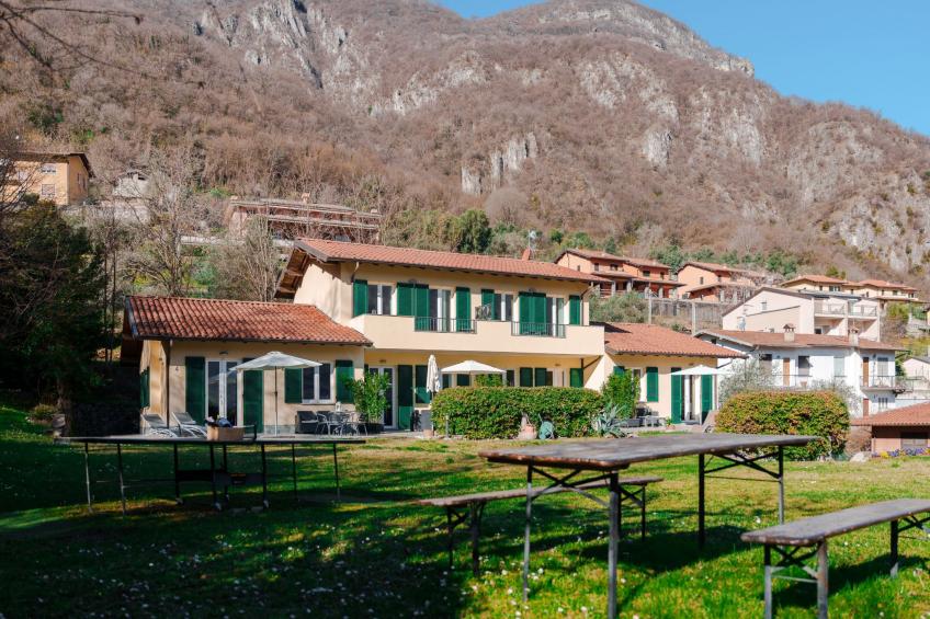 Villa zur alleinigen Nutzung mit 4 Wohnungen - foto 45