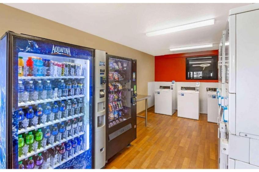 2 Full Beds | Non-Smoking, Kitchen - foto 21