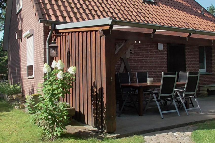 mit überdachter Terrasse und Carport - foto 2