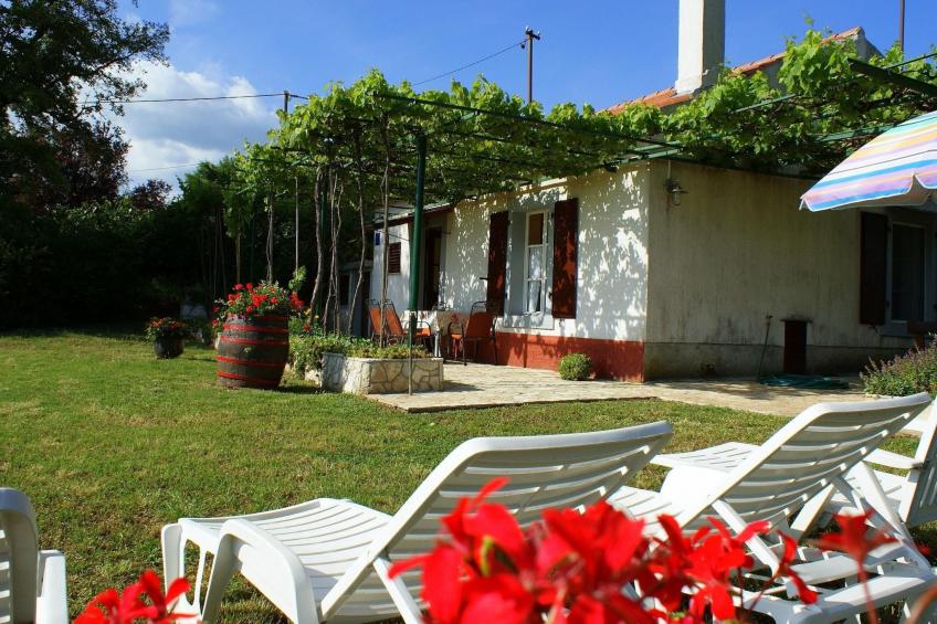 Freistehendes Haus Violeta mit weitläufigen Garten - foto 5