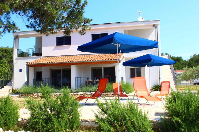 Holiday apartment Suite in Dugi Otok - BF-KCYY