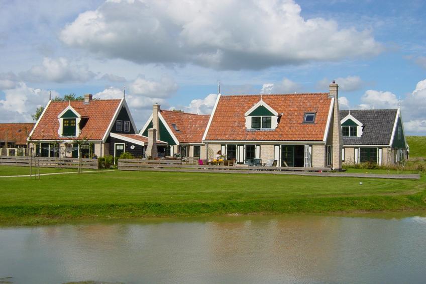 Recreatiepark Wiringherlant - Wiringher Chalet 83 - foto 19