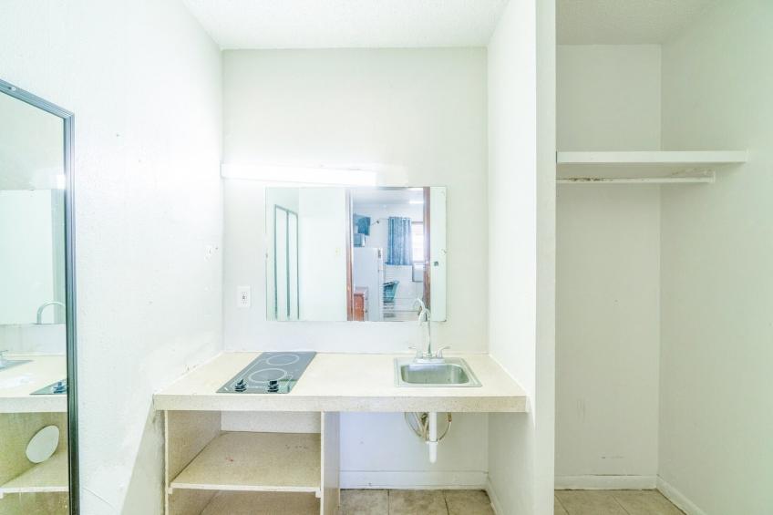 2 Queen Beds with Kitchenette Non-Smoking - foto 13