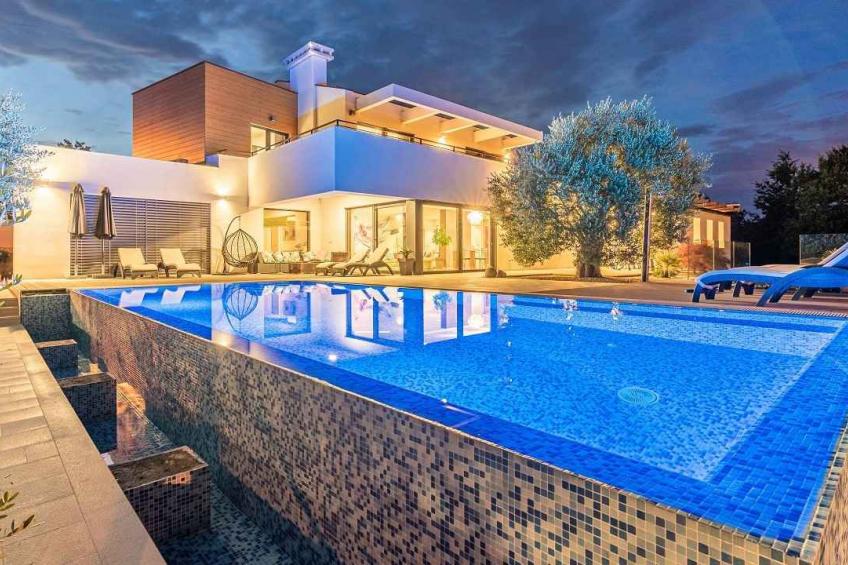 Villa met airconditioning en zwembad - BF-GJNCW - foto 13