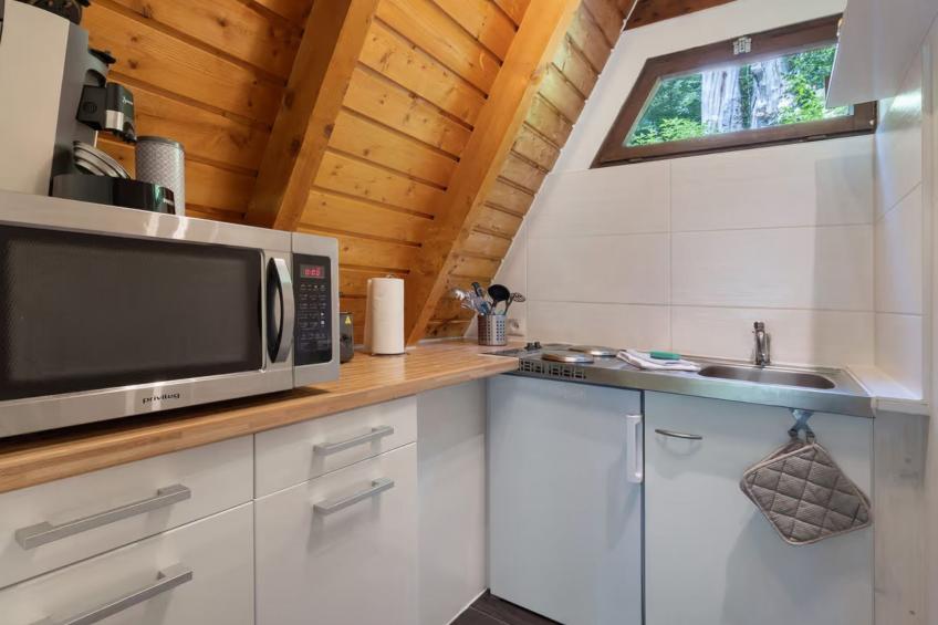 Tolles Ferienhaus mit Garten, Grill und Parkplatz - foto 12