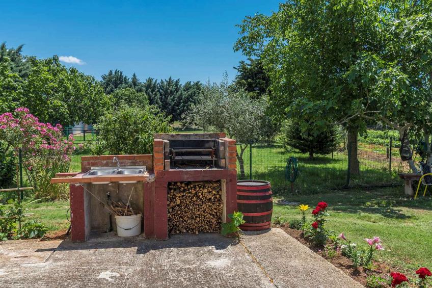 Vakantiewoning met tuin - BF-T4NJX - foto 9