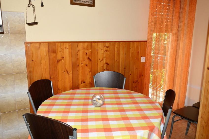 Schöne Wohnung in Poljica mit privatem Parkplatz - foto 24