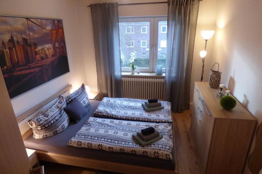 Große Ferienwohnung in Voslapp mit Garten