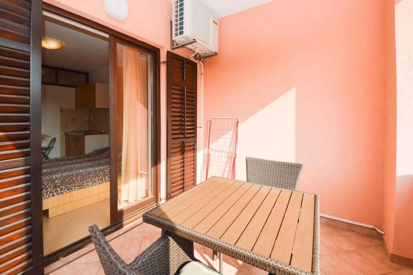 Vakantiewoning met airconditioning en balkon - VW-J2XZ - foto 3