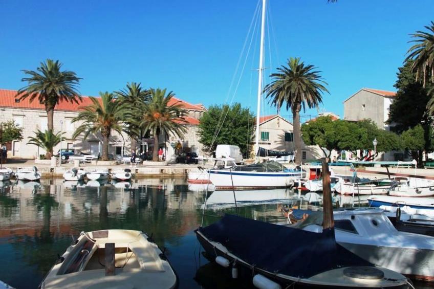 Manora Sucuraj Pool Gästehaus - foto 28