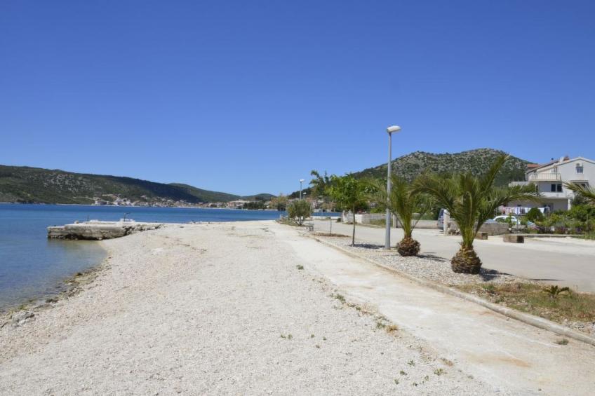 Erdgeschosswohnung, erste Reihe vom Meer - foto 34