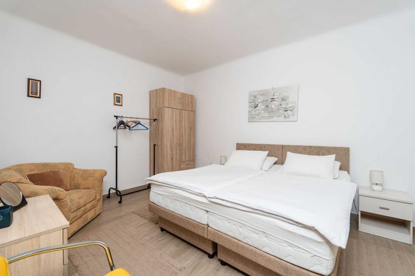 Apartment Family Tokić - One Bedroom Apartment with Terrace - foto 13