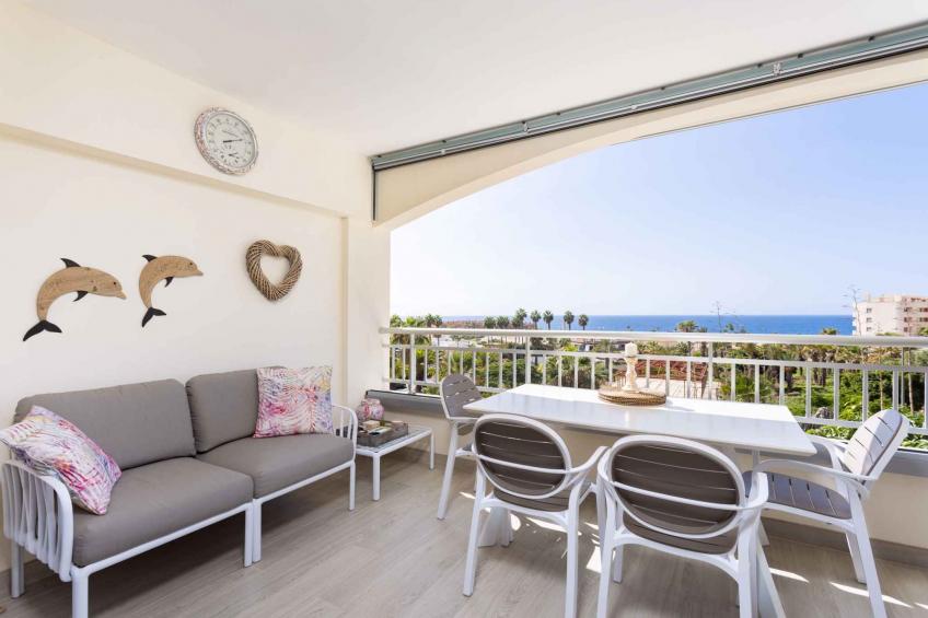 Vakantiewoning Nieuw luxe appartement met frontaal zeezicht, WIFI, zwembad, garage - BF-F9GDY