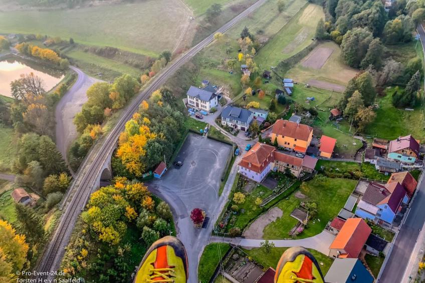 Komfortable Ferienwohnung in Paulinzella mit Großem Garten - foto 24